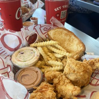 Raising Cane's Chicken Fingers - The Box Combo - Chicken Shop Near Me - Brookfield, Wisconsin