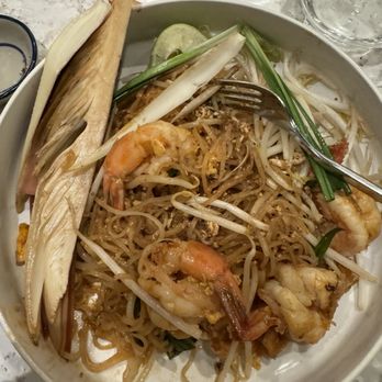 Five 81° Ne - $22 Pad Thai with 4 shrimp and a totally inedible piece of vegetation as garnish. - Thai Near Me - Portsmouth, New Hampshire Five 81° Ne - $22 Pad Thai with 4 shrimp and a totally inedible piece of vegetation as garnish. - Thai Near Me - Portsmouth, New Hampshire