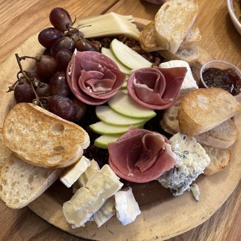 SideBar - Cheese board - Bars Near Me - Leesburg, Virginia SideBar - Cheese board - Bars Near Me - Leesburg, Virginia