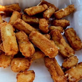 Mullins Cheese - Mmmm, cheese curds - Cheese Shops Near Me - Mosinee, Wisconsin
