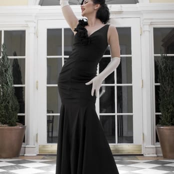 Venus Ensembles - Singer Tara of our Vintage Swing Band "Tara & Co." - Performing Arts Near Me - Bronx, New York Venus Ensembles - Singer Tara of our Vintage Swing Band "Tara & Co." - Performing Arts Near Me - Bronx, New York