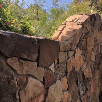 Jody Angevine Masonry - Tropical wall by the pool - Masonry/Concrete Near Me