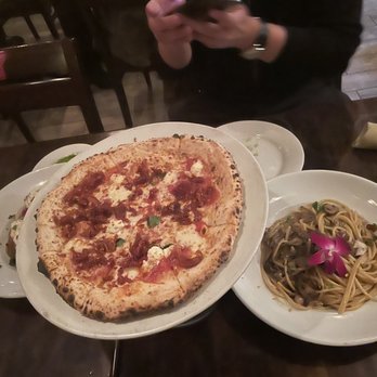Foretti's - Italian Near Me - Corona Del Mar, California