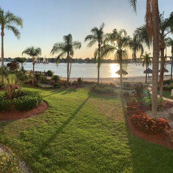 Sandy Beach Vacation Rentals - Isla Del Sol - Vacation Rentals Near Me - Seminole, Florida
