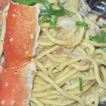 Komodo Miami - Garlic King Crab Lo Mein - Asian Fusion Near Me - Miami, Florida