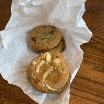 Slim Chickens - Cookies - Southern Near Me - Murfreesboro, Tennessee