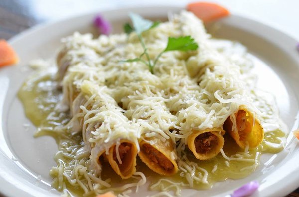 Pollo Bravo by null