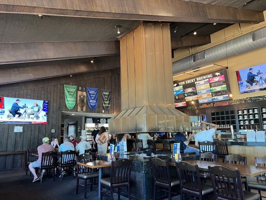 14021 NE Glisan St by null