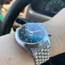Time Essentials - This old dog watch is back in action.