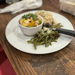Brady's Steaks and Seafood