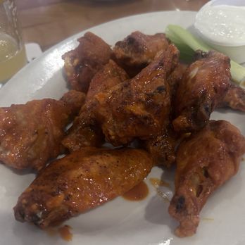 Coop's Bar & Grille - Best wings in Quincy! - Bars Near Me - Quincy, Massachusetts