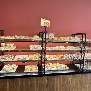 85°C Bakery Cafe-Alhambra - Lots of breads - Coffee & Tea Near Me - Alhambra, California 85°C Bakery Cafe-Alhambra - Lots of breads - Coffee & Tea Near Me - Alhambra, California