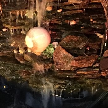 Beirut Restaurant - Water fountain pearl - Lebanese Near Me - Clifton, New Jersey