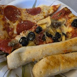 Rocco's Pizzeria - Bread and pizza