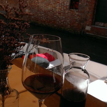Ostaria da Rioba - Al fresco by the canal - Wine Bars Near Me - Venezia, VE