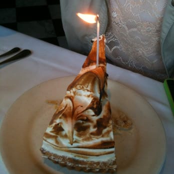 Mustards Grill - Lemon lime tart meringue - New American Near Me - Napa, California Mustards Grill - Lemon lime tart meringue - New American Near Me - Napa, California