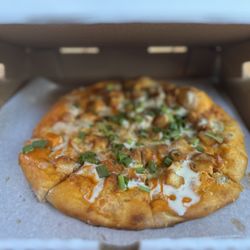 Post and Vine - Buffalo Chicken Pizza!