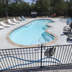 Cut N Shoot RV Park - We have access to a pool right down the road !