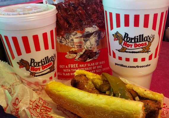 Portillo S Hot Dogs Takeout Delivery 59 Photos 86 Reviews Hot Dogs 4412 N Rockwood Dr Peoria Il Restaurant Reviews Phone Number Menu Yelp