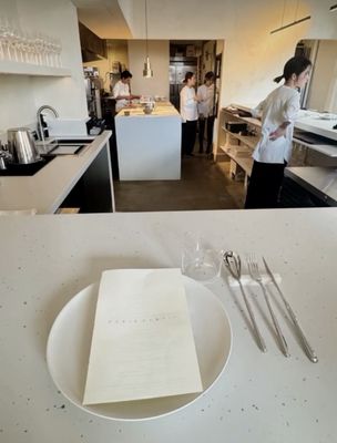 PARIS HAWAII by null