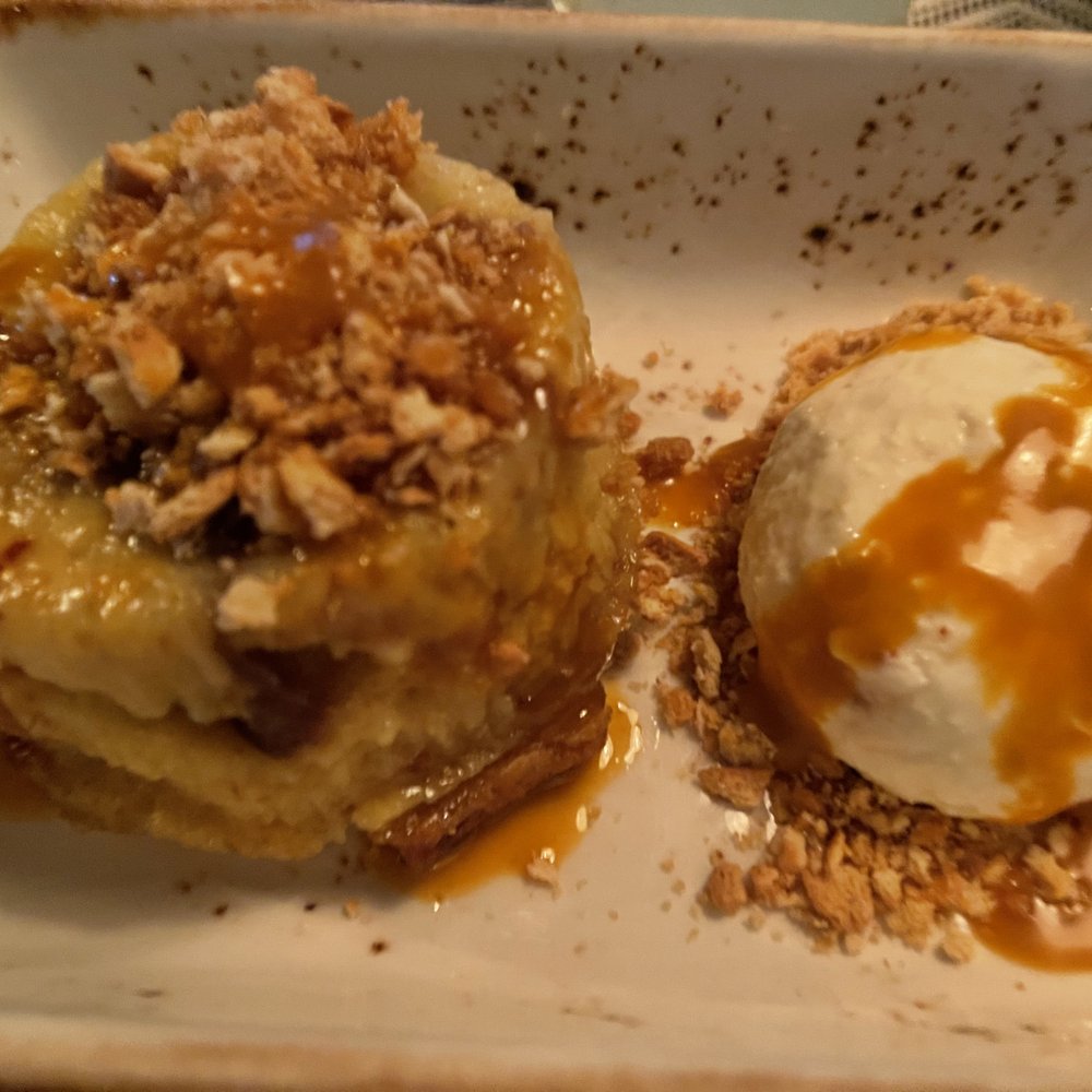 Macchialina Taverna Rustica - Apple crisp dessert - Italian Near Me - Miami Beach, Florida Macchialina Taverna Rustica - Apple crisp dessert - Italian Near Me - Miami Beach, Florida