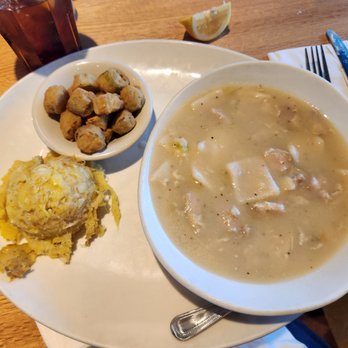 Cotton Patch Cafe - Chicken & Dumplings - American Near Me - Bryan, Texas