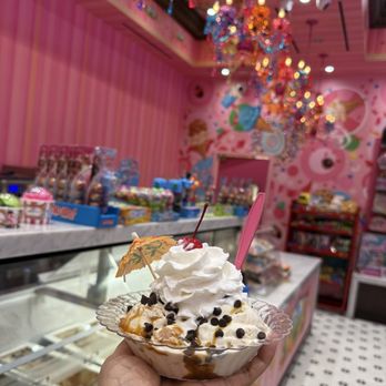 Sloan's Ice Cream - Ice Cream & Frozen Yogurt Near Me - Las Vegas, Nevada