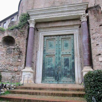 Foro Romano - Beautiful grand door - Landmarks & Historical Buildings Near Me - Rome, RM
