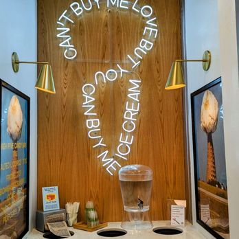 Jeni's Splendid Ice Creams - Awesome light art - Ice Cream & Frozen Yogurt Near Me - Dallas, Texas