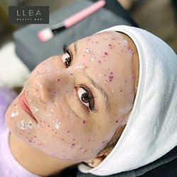 LLBA Beauty Bar - Hybrid eyelash extension 
Hydro jelly mask