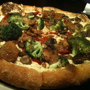 Mellow Mushroom - Vegan Jerk Tempeh with vegan cheese, mushroom, broccoli, roasted red peppers - Pizza Near Me - Tempe, Arizona Mellow Mushroom - Vegan Jerk Tempeh with vegan cheese, mushroom, broccoli, roasted red peppers - Pizza Near Me - Tempe, Arizona