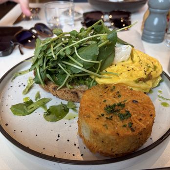 Two Hands - Pesto Feta Scramble - Australian Near Me - Denver, Colorado