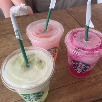 Starbucks - frozen refreshers - Coffee & Tea Near Me - Quintana Roo, ROO