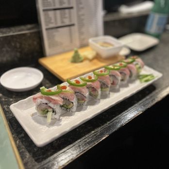 Sushi Nori - Hamachi Lovers roll - Sushi Bars Near Me - Escondido, California Sushi Nori - Hamachi Lovers roll - Sushi Bars Near Me - Escondido, California