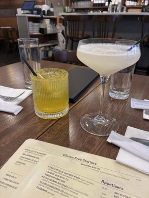 Lilli and Loo by null