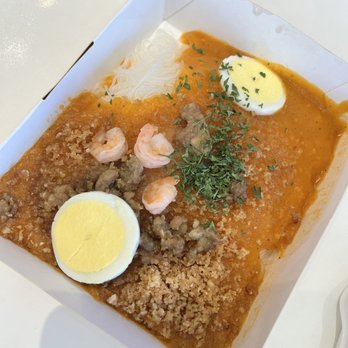 Jollibee - Palabok (fiesta noodles) - Fast Food Near Me - Torrance, California
