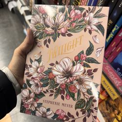 Book Warehouse - Finding a new Twilight hardcover when I wasn't even looking