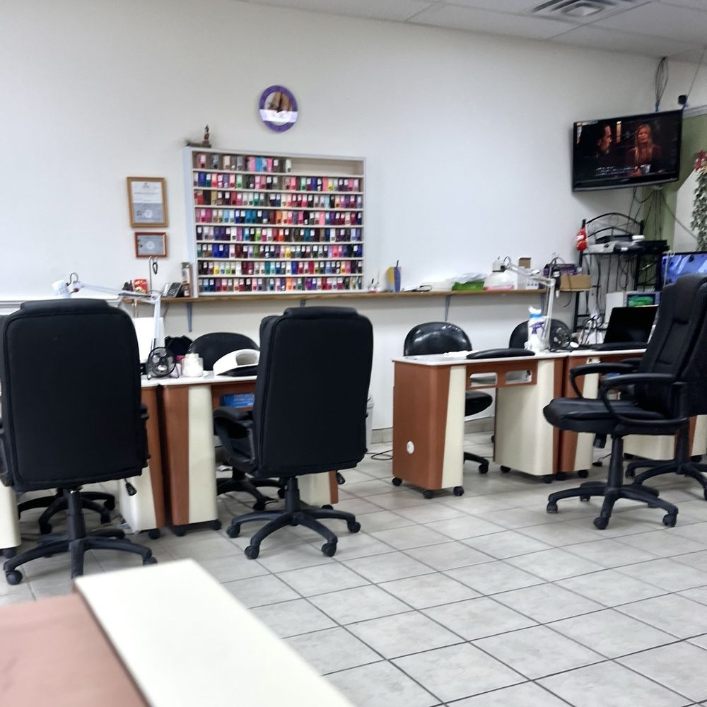 Diamond Nails - From Drying Station To The Front Of The House - Nail Salons Near Me - New Paltz, New York Diamond Nails - From Drying Station To The Front Of The House - Nail Salons Near Me - New Paltz, New York