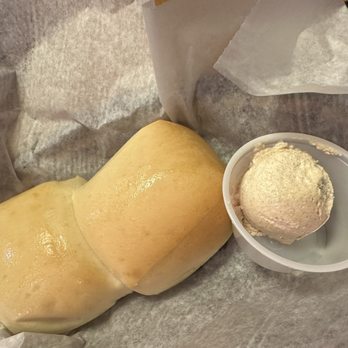 Texas Roadhouse - Rolls - Steakhouses Near Me - Fishers, Indiana