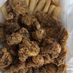 Harolds Chicken - Fried gizzards, wings, and fries
