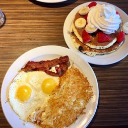 Double Berry Banana Pancake Slam