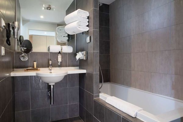Best Western Plus Hotel Les Rives Du Ter by null
