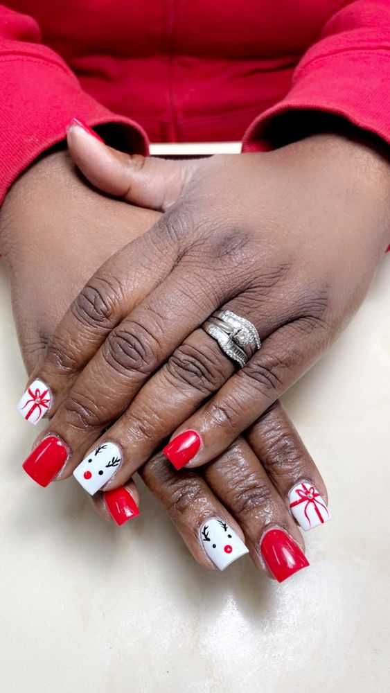 TOP NAILS Updated September 2024 33 Photos 1755 Gordon Hwy