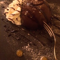 Il Mosto Selvatico - Semifreddo al cioccolato fondente con ripieno al pistacchio