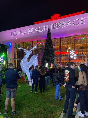 Long Beach Terrace Theater by null