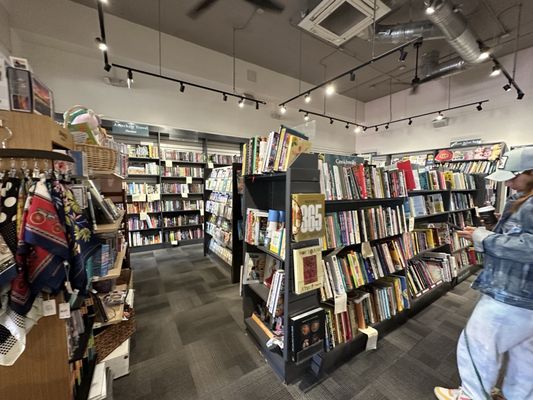 Bay Books Coronado by null