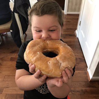 Jeff's Donuts - Doughnut as big as your head! - Donuts Near Me - Jeffersonville, Indiana Jeff's Donuts - Doughnut as big as your head! - Donuts Near Me - Jeffersonville, Indiana