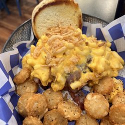 The Gym Of Marshall - Mac and cheese burger with buttons aka tots