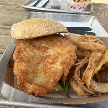Big Ray's Fish Camp - Fried grouper sandwich - Seafood Near Me - Tampa, Florida