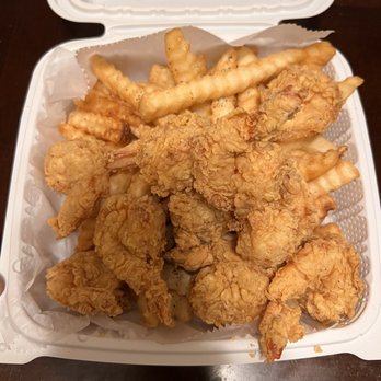 Crab World Seafood Restaurant - Fried Shrimp Basket - Seafood Near Me - Washington, DC, District of Columbia